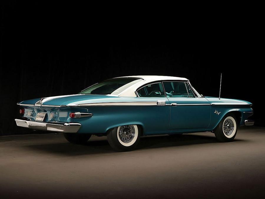  Plymouth Fury Hardtop Coupe 1961 года  (фото 2 из 5)